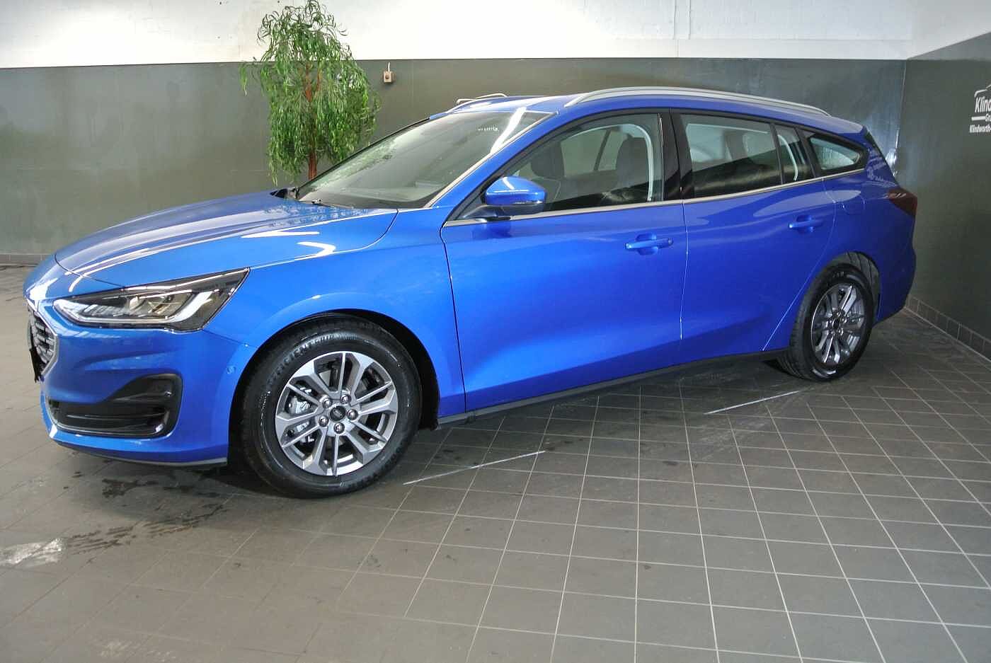 Ford Focus Turnier 1.0 E. Boost MHEV Aut. Titanium