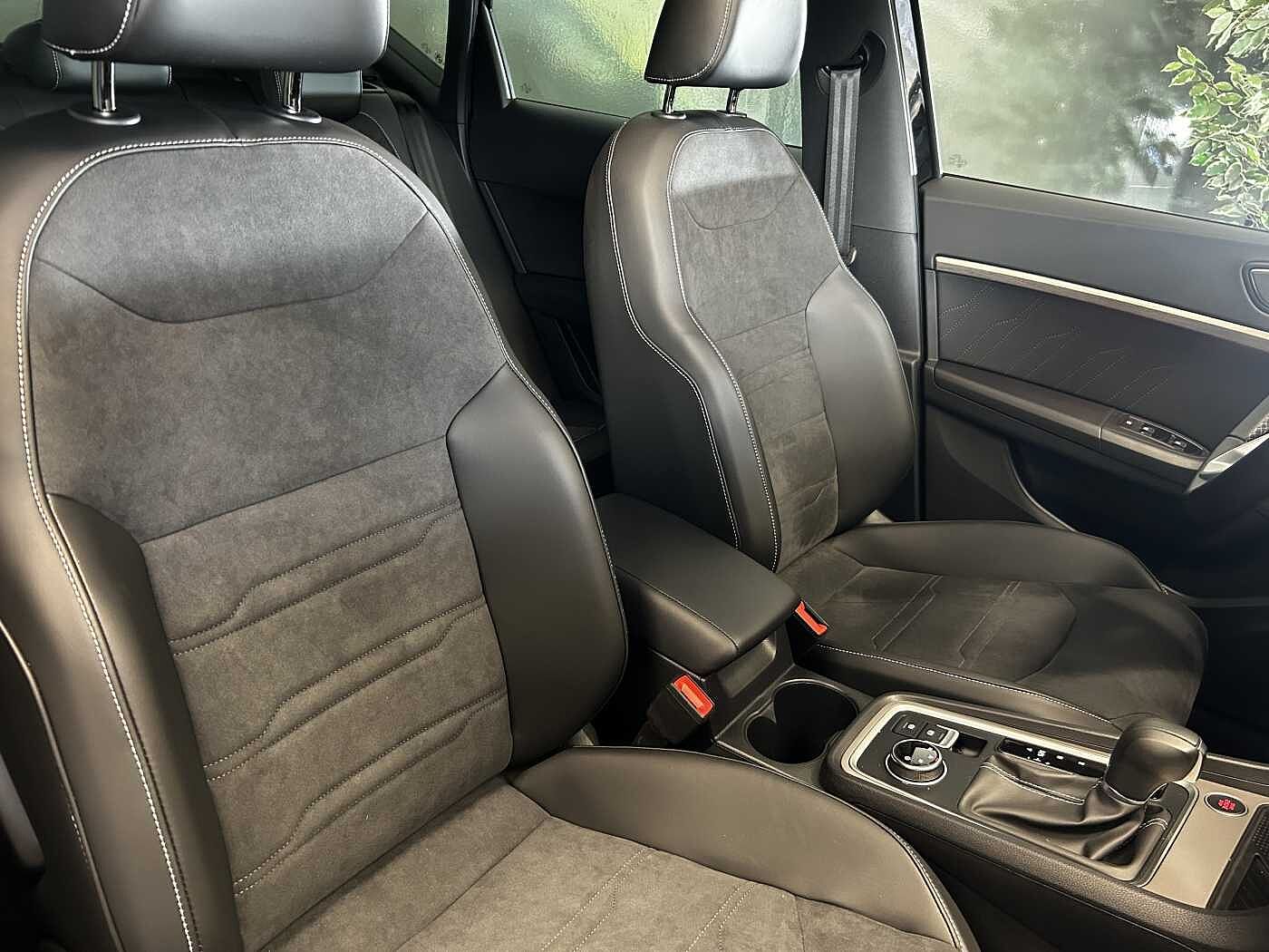 SEAT Ateca 1.5 TSI DSG Xperience +AHK+Pano+BEATS