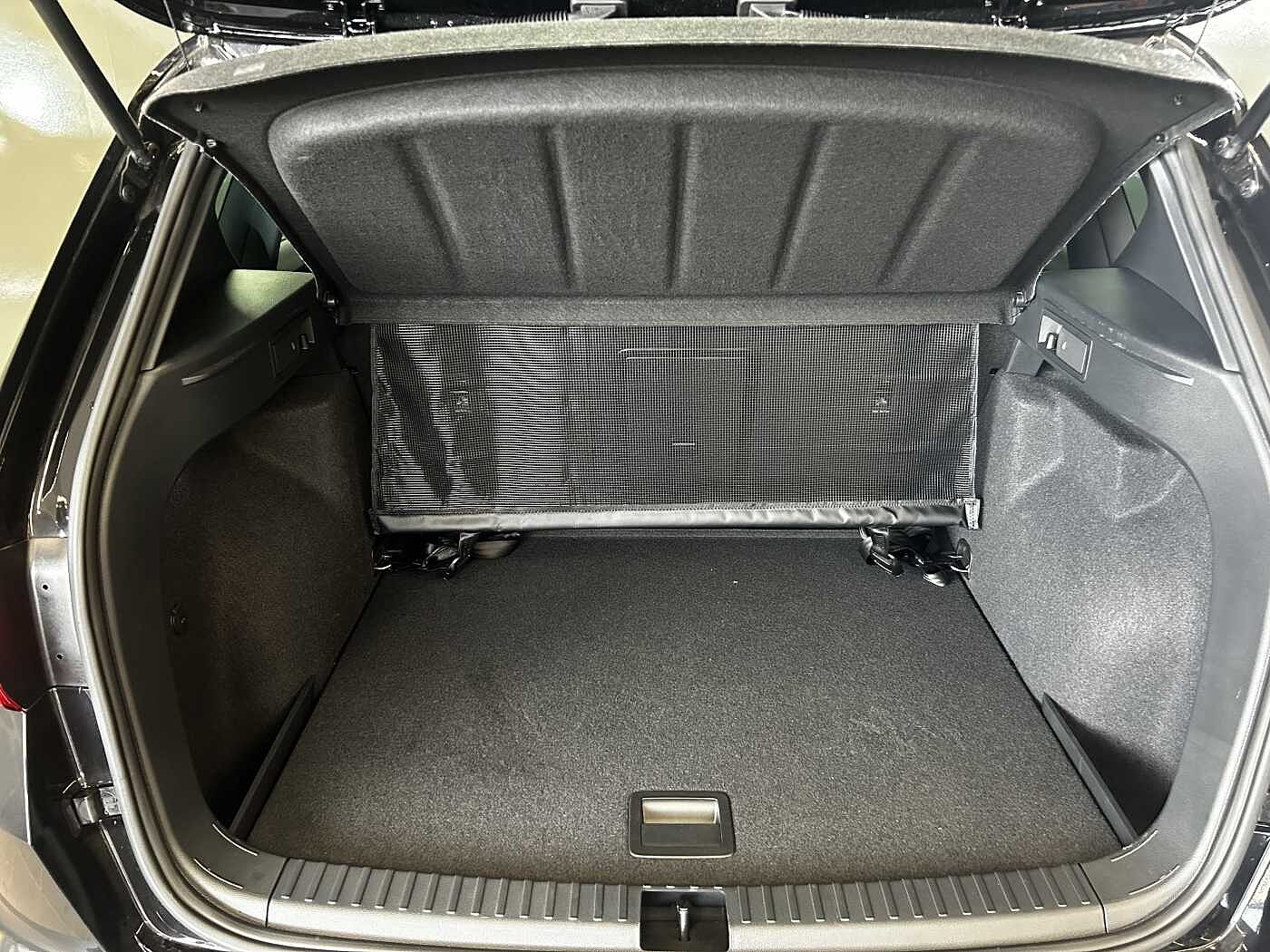 SEAT Ateca 1.5 TSI DSG Xperience +AHK+Pano+BEATS