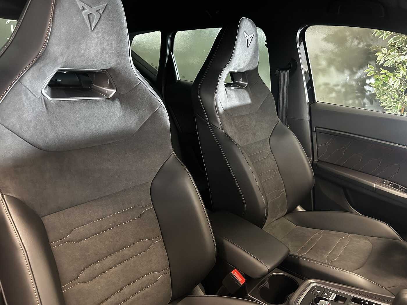 CUPRA Ateca 1.5 TSI DSG +AHK+el. Heckklappe