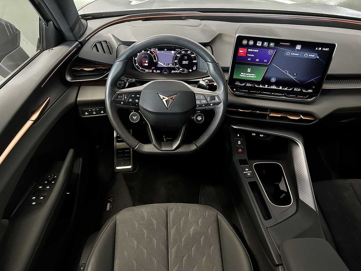 CUPRA Terramar 1.5 eTSI PHEV DSG +AHK+Matrix+DCC