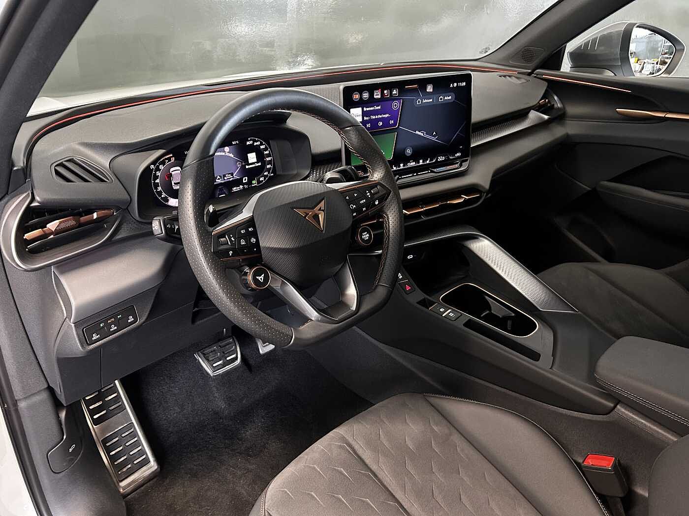 CUPRA Terramar 1.5 eTSI DSG +GJR+ACC+360°