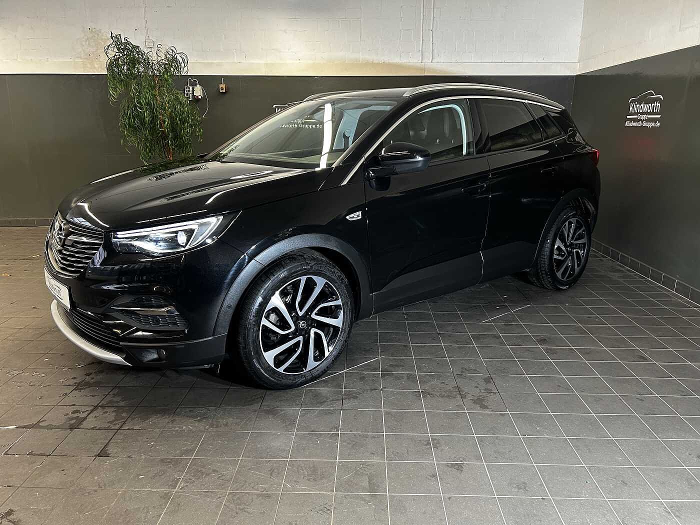 Opel Grandland X 1.6 Turbo Aut. Ultimate +AHK+ACC