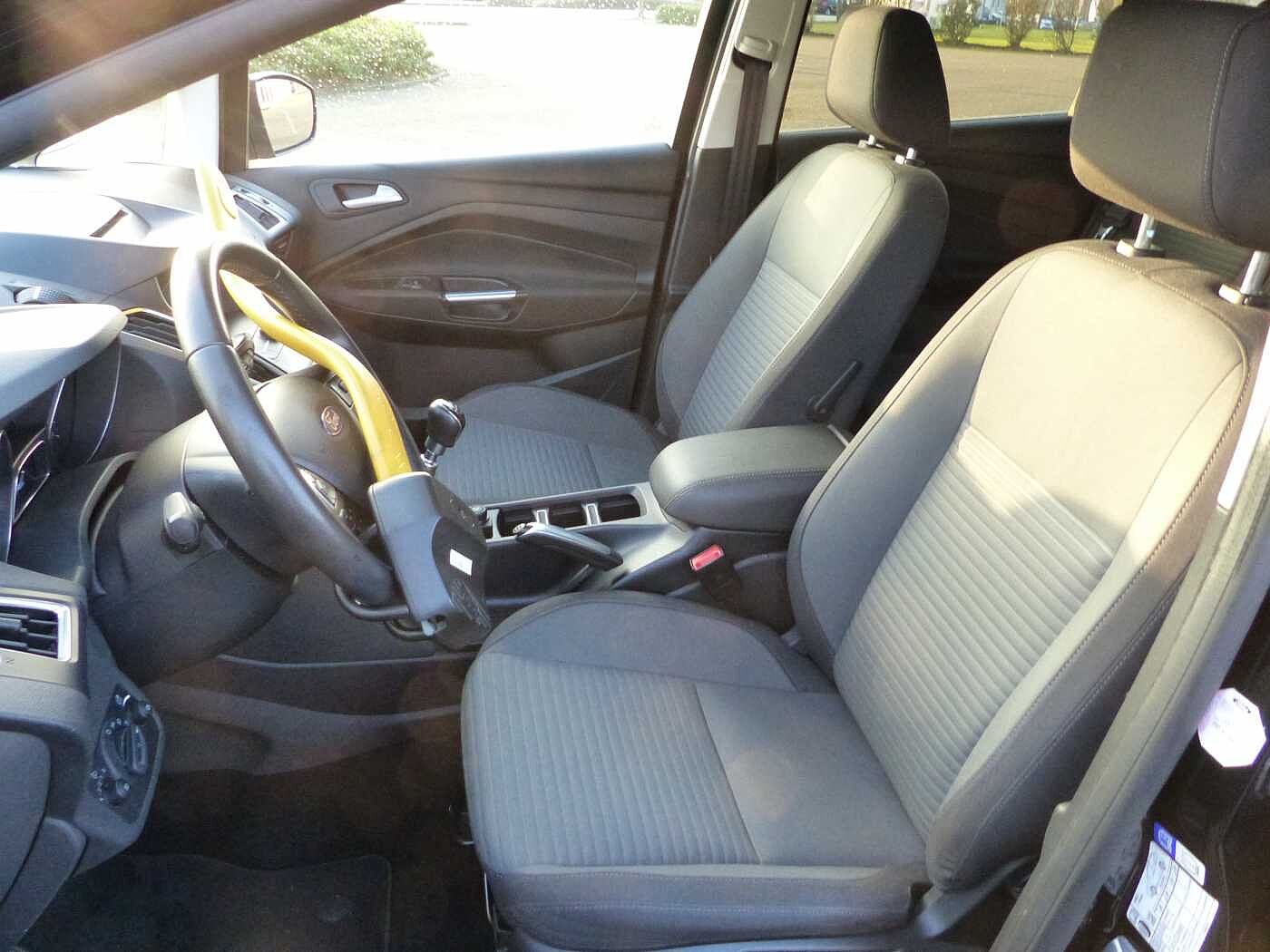 Ford C-Max 1.0 EcoBoost Titanium AHK, GJR