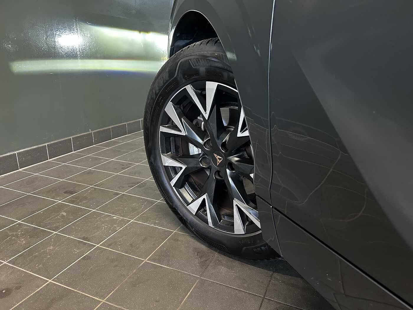 CUPRA Terramar 1.5 eTSI DSG +GJR+Matrix+DCC