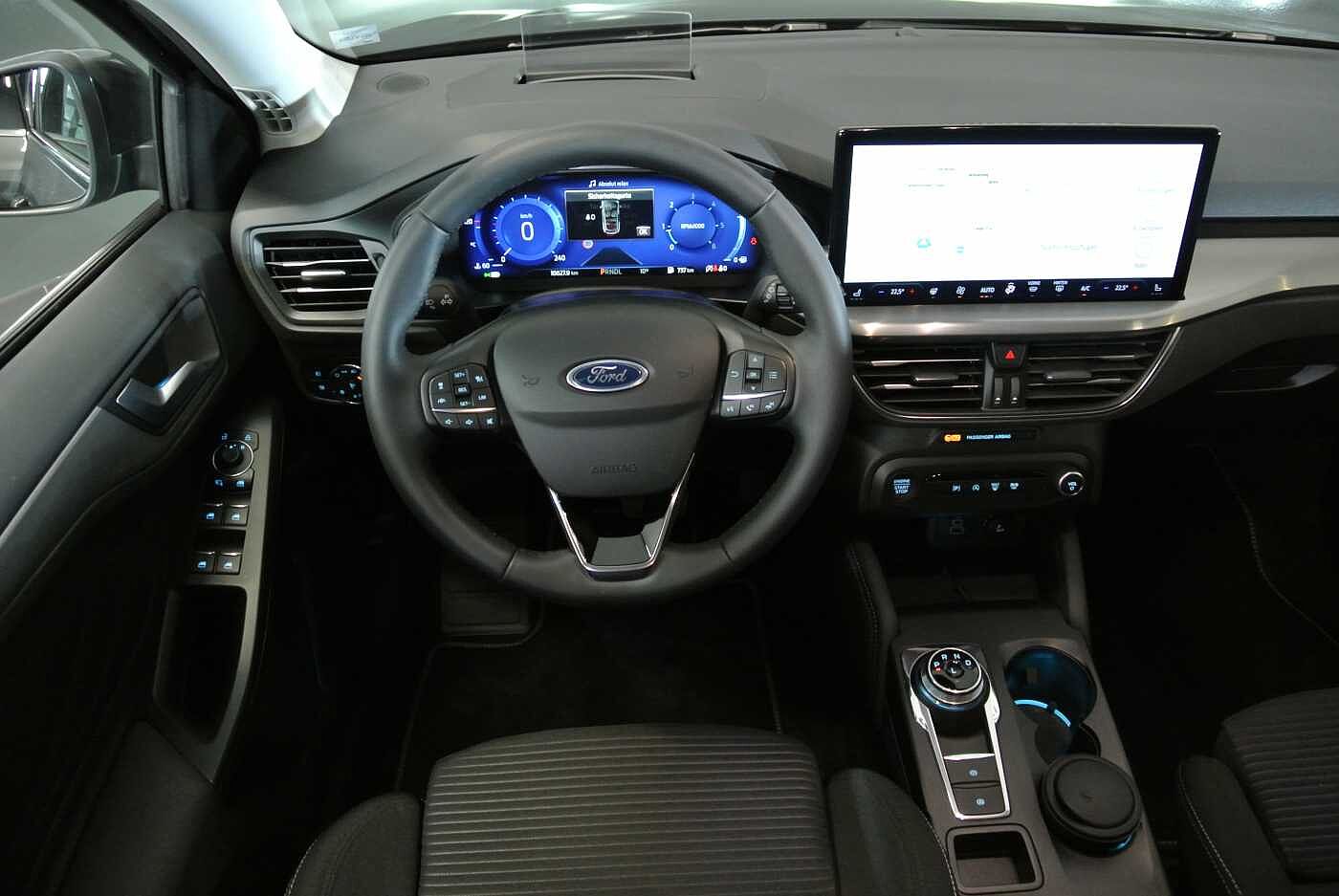 Ford Focus Turnier 1.5 E. Blue Aut. Titanium X +iACC