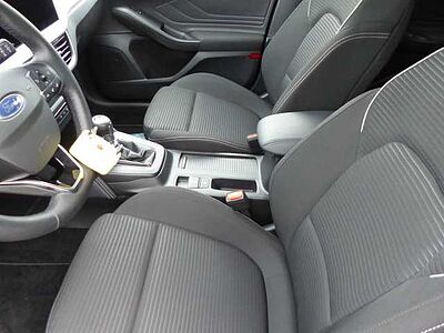 Ford Focus 1.0 EcoBoost mHEV Titanium X iACC,Kamera