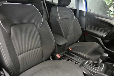 Ford Focus Turnier 1.0 E.Boost Hybrid Aut. Titanium