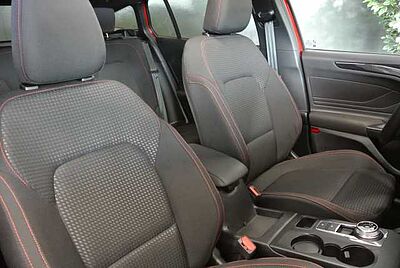 Ford Focus Turnier 1.5 E.Blue Aut. ST-Line X +Pano+B&O