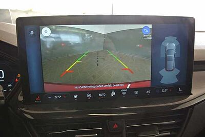 Ford Focus Turnier 1.5 E.Blue Aut. ST-Line X +Pano+B&O