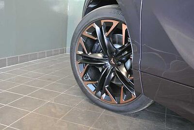 CUPRA Terramar VZ 1.5 eTSI PHEV DSG +Leder+Pano+MATRIX