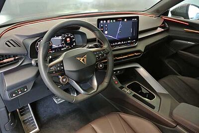 CUPRA Terramar VZ 1.5 eTSI PHEV DSG +Leder+Pano+MATRIX