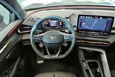 CUPRA Terramar VZ 1.5 eTSI PHEV DSG +Leder+Pano+MATRIX
