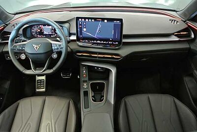 CUPRA Terramar VZ 1.5 eTSI PHEV DSG +Leder+Pano+MATRIX