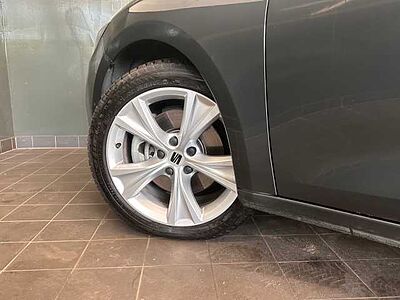 SEAT Leon ST 2.0 TDI DSG FR +Matrix LED+Navi 12,9'