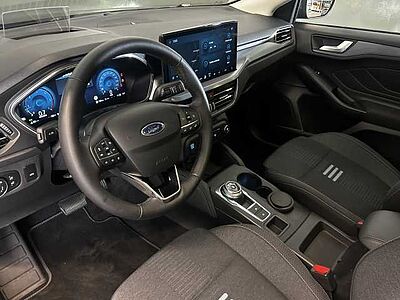Ford Focus Turnier 1.5 E.Blue Aut. Active X +Pano
