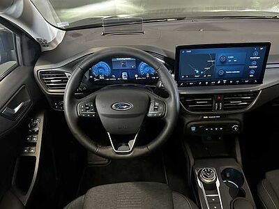 Ford Focus Turnier 1.5 E.Blue Aut. Active X +Pano
