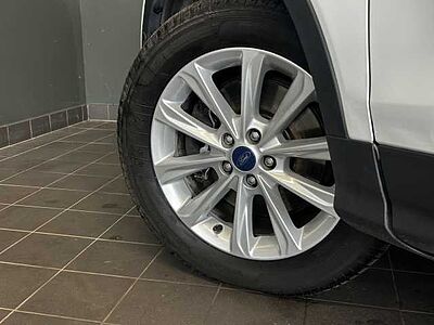 Ford Kuga 2.0 TDCi 4x4 Aut. Titanium +AHK+GJR+RFK