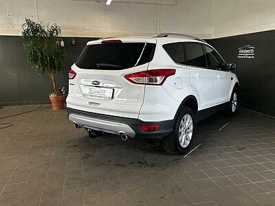 Ford Kuga 2.0 TDCi 4x4 Aut. Titanium +AHK+GJR+RFK