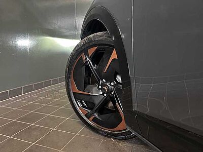 CUPRA Tavascan 250kW/82kWh 4Drive VZ +AHK+Pano