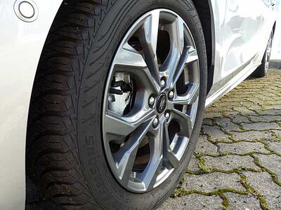 Ford Focus Turnier 1.5 EcoBlue Aut. Pano,GJR