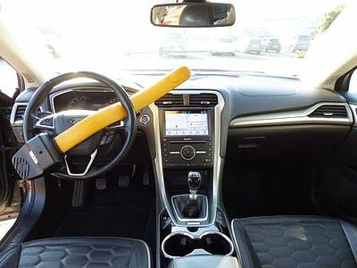 Ford Mondeo Turnier 2.0 TDCi Vignale AHK,Navi