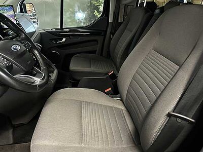 Ford Tourneo Custom 2.0 TDCi 320 L1 Titanium +AHK