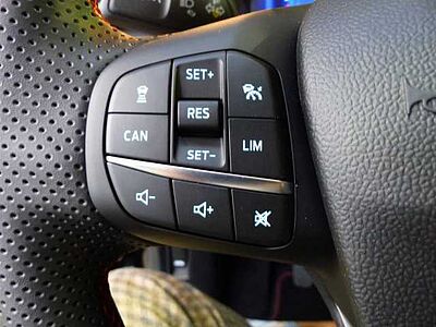 Ford Puma 1.0 EcoB. MHEV ST-Line X iACC,Navi,Panorama