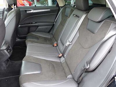 Ford Mondeo Turnier 2.0 TDCi Bi-Turbo Aut. Titanium Pano