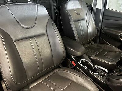 Ford Kuga 2.0 TDCi 4x4 Aut. Titanium +AHK+Xenon+RFK