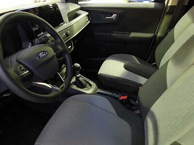 Ford Tourneo Courier 1.0 EcoB. Titanium Winter-Paket