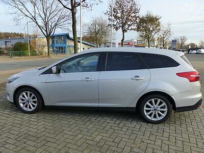 Ford Focus Turnier 1.0 EcoBoost Titanium Navi,Kamera