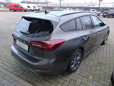 Ford Focus Turnier 1.5 EcoB. Aut. ST-LINE X Pano,AHK
