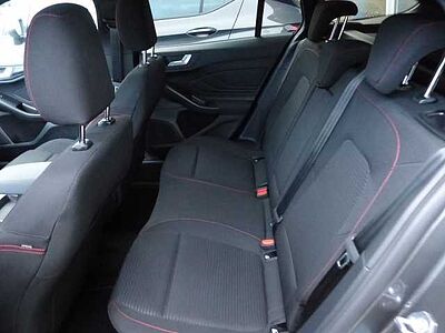 Ford Focus Turnier 1.5 EcoB. Aut. ST-LINE X Pano,AHK