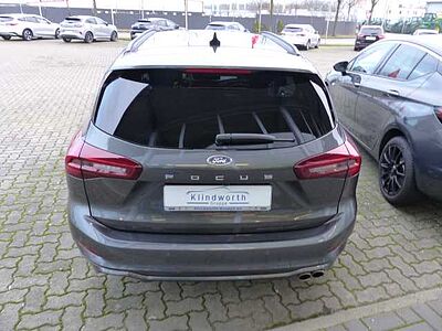 Ford Focus Turnier 1.5 EcoB. Aut. ST-LINE X Pano,AHK