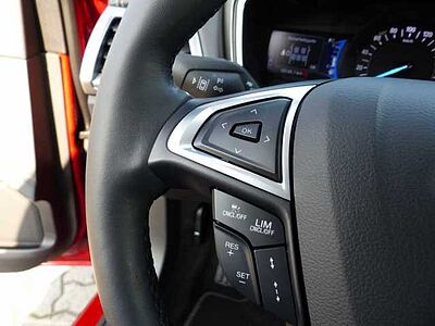 Ford Mondeo Vignale Hybrid+ACC+LED+Navi+ Kamera